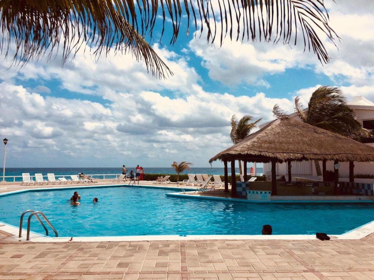 Brisas Sunset Apartment Cancún Eksteriør billede