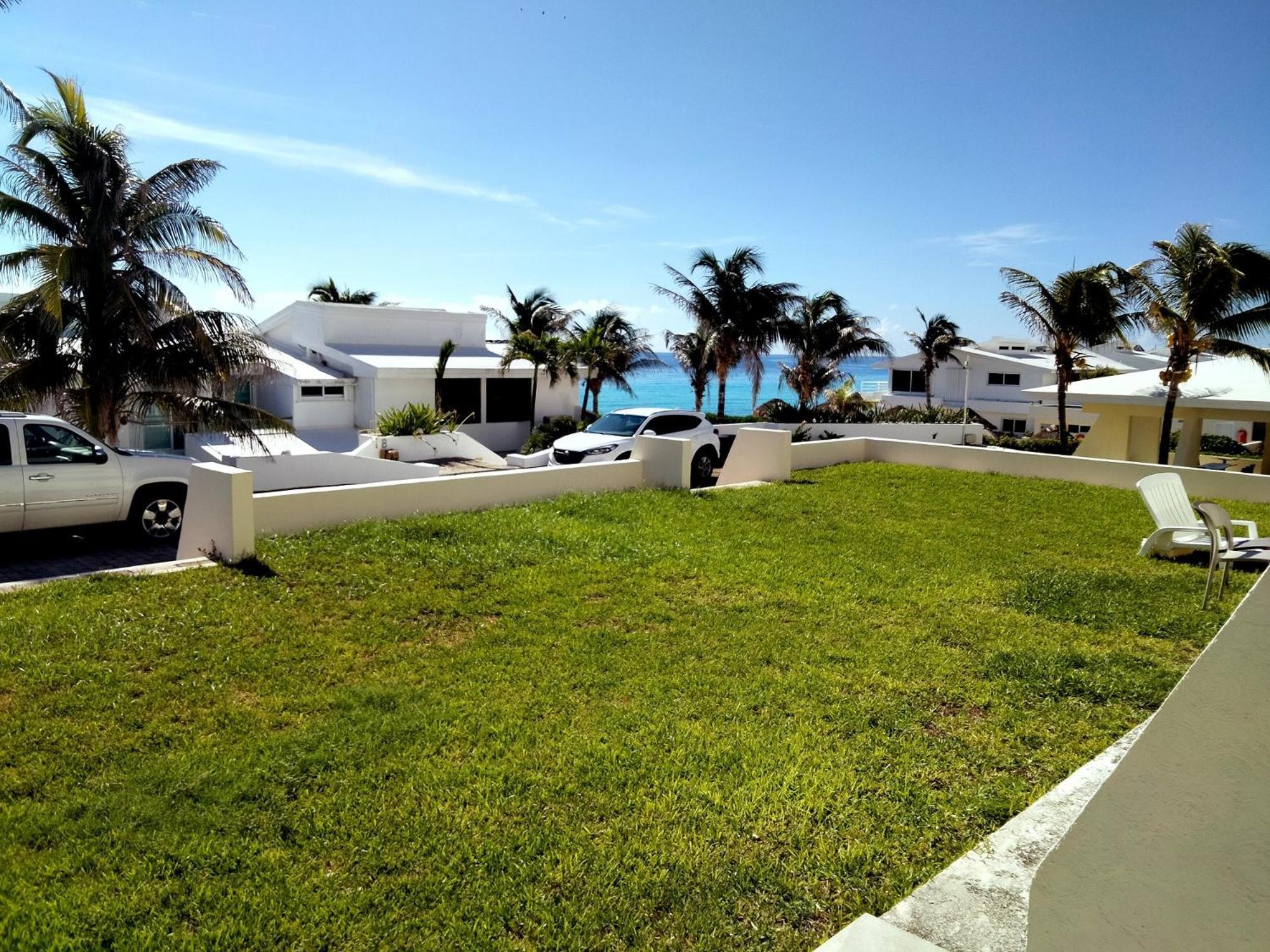 Brisas Sunset Apartment Cancún Eksteriør billede